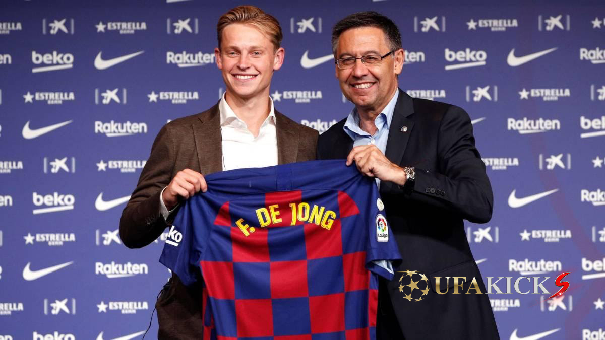 เดอ ยอง เสียใจอดีตโค้ชโดนปลด