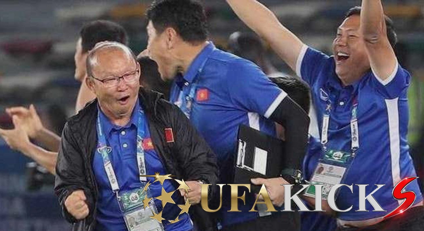 ปาร์คฮังซอ นำสตาฟฟ์โค้ช &ldquo; เวียดนาม &rdquo; นำร่องฉีดวัคซีน โควิด-19