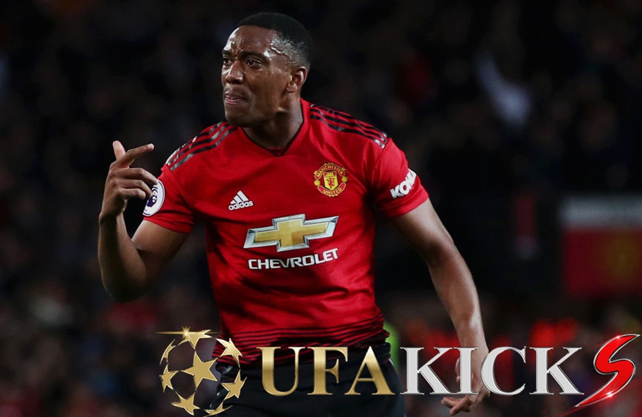 ปารีส ฯ โผล่สนใจ &ldquo; มาร์กซิยาล &rdquo; ร่วมทัพหลัง &ldquo; คาวานี &rdquo; ต่อสัญญา