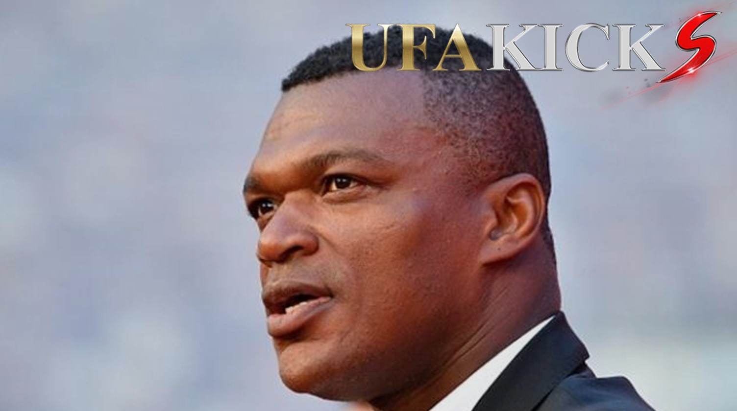 ตำนานกองหลังทีมชาติฝรั่งเศส ชี้ บาร์เซโลน่า ต้องอดทนและสร้างทีมใหม่อีกครั้ง