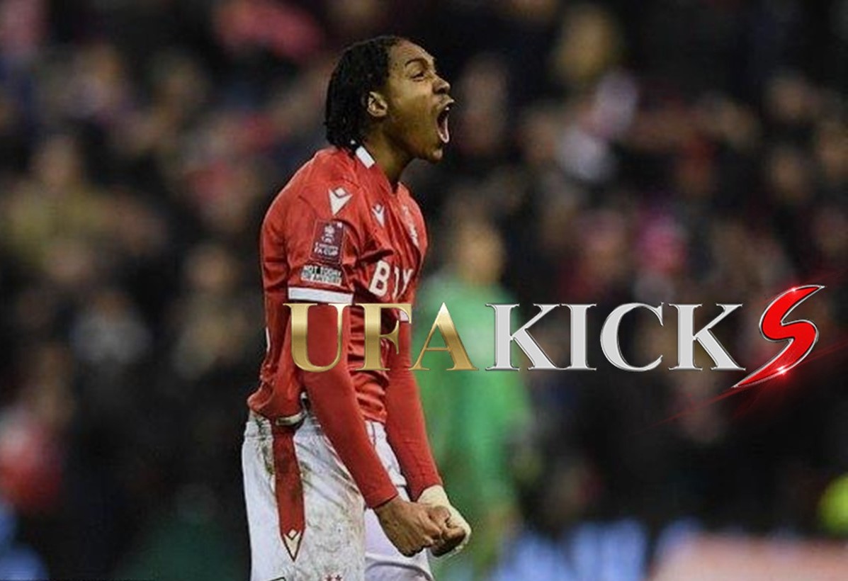 แบ็คดาวรุ่งโบโร่ เนื้อหอม &ldquo;ไก่เดือยทอง&rdquo; ร่วมวงแจมล่าลายเซ็น