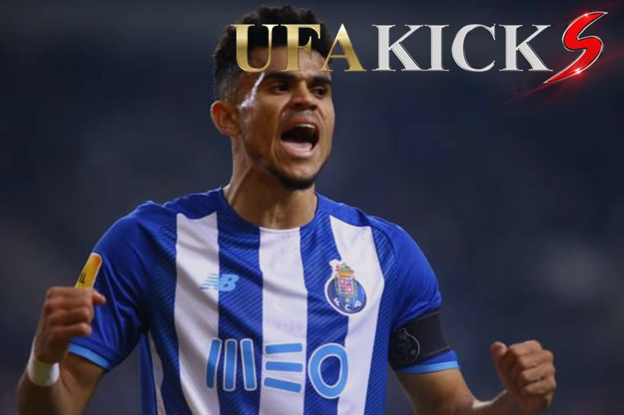 คาร์ลอส ฟันธง ดิอาซ ในเครื่องแบบ &ldquo;หงส์&rdquo; ระเบิดฟอร์ม